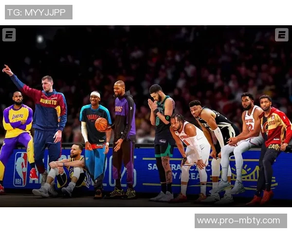 球队阵容多样化探索库里强调赢球与调整并重的重要性